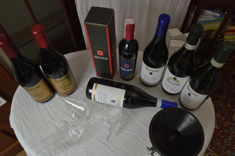 Neviglie Marcarini Agriturismo מראה חיצוני תמונה